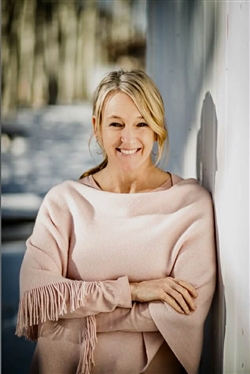 Jill Canning, Jill Beth Travel